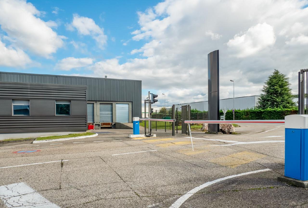 Entrepôt classe a Saint-Quentin-Fallavier 18020m² Location entrepôt classe a Saint-Quentin-Fallavier Isère OLLOG2311515 18